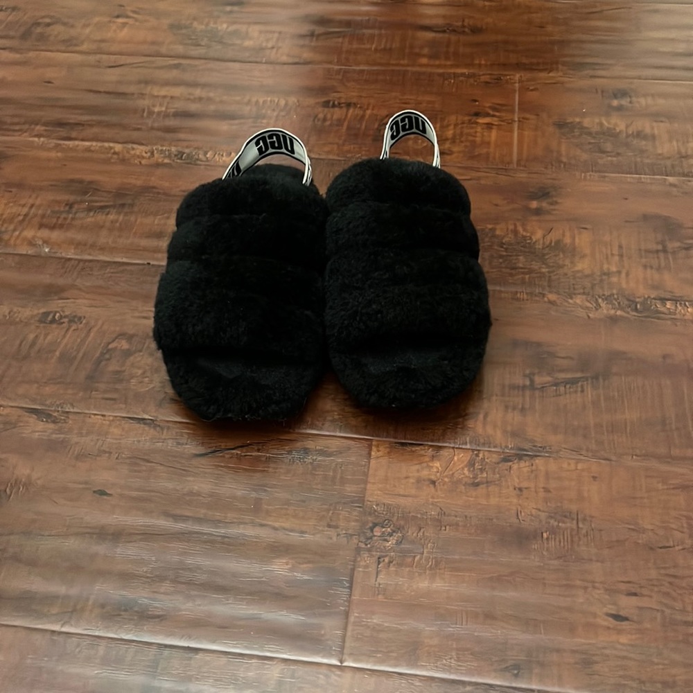 Ugg Fluff Yeah Slides